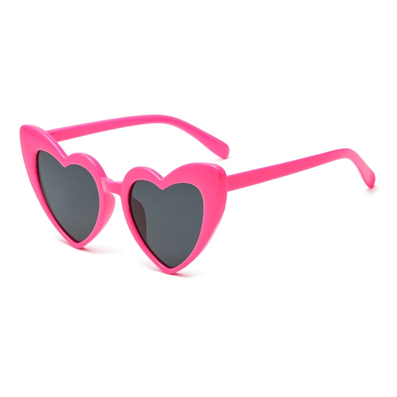 2024 New Heart shaped Cat Eye Sunglasses Women Large Frame Glasses  Flash Color Personality Design Fashion Accessories