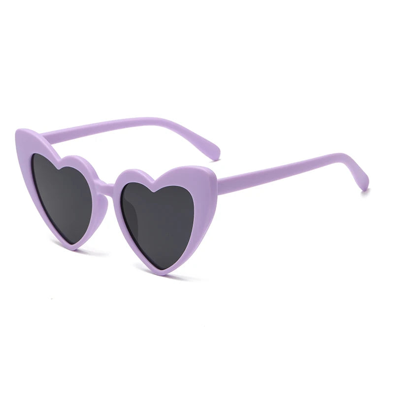 2024 New Heart shaped Cat Eye Sunglasses Women Large Frame Glasses  Flash Color Personality Design Fashion Accessories