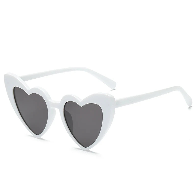 2024 New Heart shaped Cat Eye Sunglasses Women Large Frame Glasses  Flash Color Personality Design Fashion Accessories
