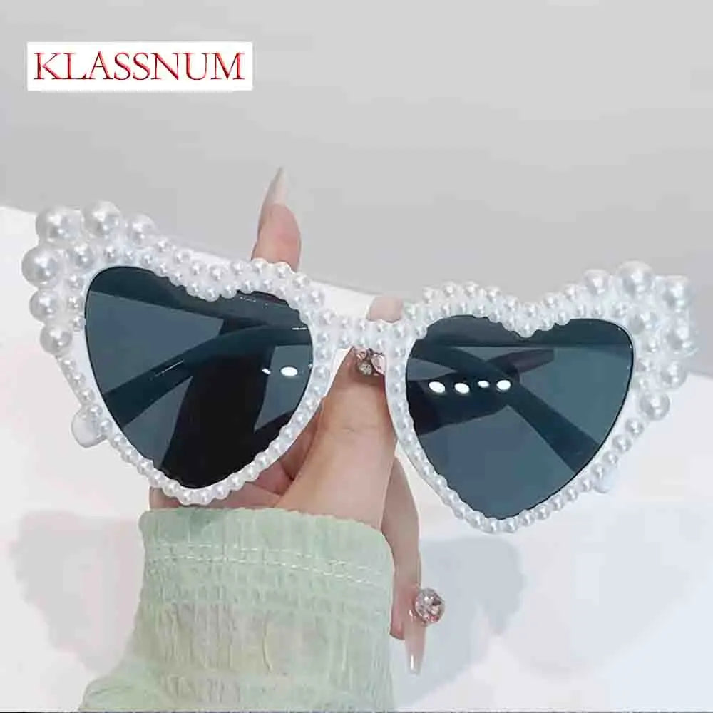 2024 Fashion Large Frame Pearl-set Sunglasses Heart Shape Personality UV400 Casual Black Just Married Sunglasses Bridesmaid Gift