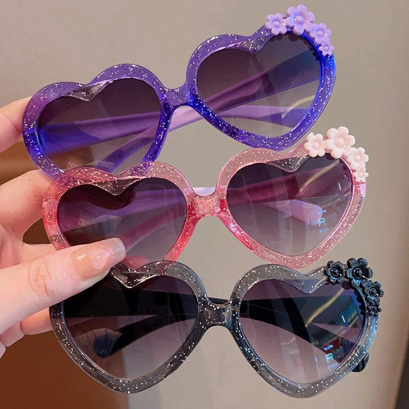 2023 Baby Girls Cute Acrylic Heart Shape Flowers UV400 Sunglasses Children Outdoor Sun Protection Sunglasses Kids Sun Glasses